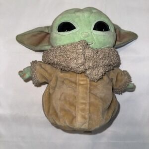 Disney Star Wars Mandalorian 8" Baby Yoda Plush Child Grogu Stuffed Toy